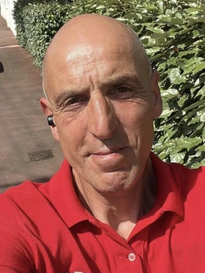 American men looking for love