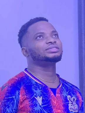 English men looking for love